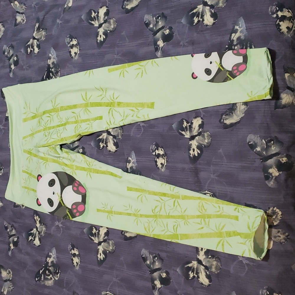 3/$65 society 6 printed panda leggings